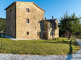 Belvilla by OYO Borgo Macereto