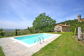 Luxurious Home in Cortona