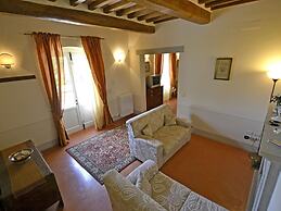 Luxurious Villa With Pool in Cortona