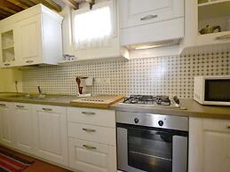 Luxurious Villa With Pool in Cortona