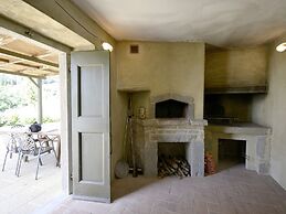 Luxurious Villa With Pool in Cortona