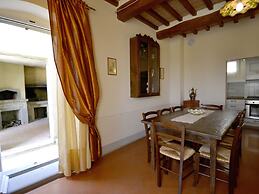 Luxurious Villa With Pool in Cortona