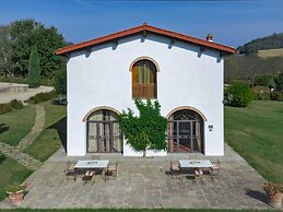 Belvilla by OYO Villa Terra