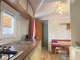 Snug Mobile Home in Toscana With Garden