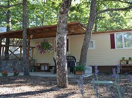 Snug Mobile Home in Toscana With Garden