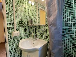 Snug Mobile Home in Toscana With Garden
