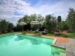 Belvilla by OYO Villa Lucignano