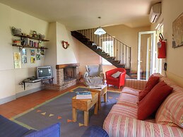 Belvilla by OYO Villa Lucignano