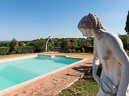 Holiday Home in Marciano Della Chiana With a Private Pool
