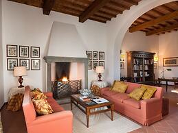 Belvilla by OYO Villa Iole