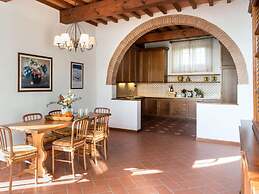 Belvilla by OYO Villa Iole