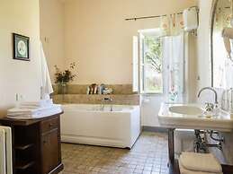 Villa With Swimming Pool in Marciano