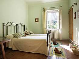 Villa With Swimming Pool in Marciano