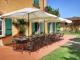 Villa With Swimming Pool in Marciano