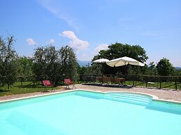 Villa With Swimming Pool in Marciano