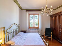 Spacious and Bright House With Private Pool