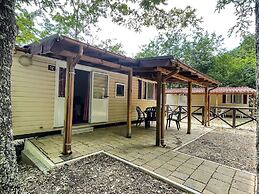 Cosy Mobile Home in Toscana With Shared Pool