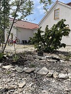 Villa Vitvikena in Gotland, Pool