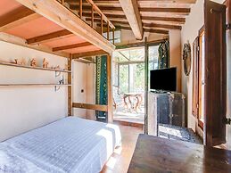 Villa in Cortona With Pool