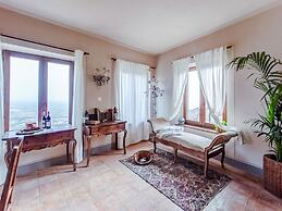 Stone House Villa With Spa in Cortona