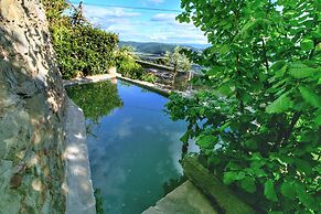 Stone House Villa With Spa in Cortona
