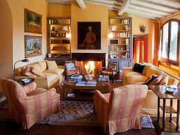 Belvilla by OYO Villa Aiola