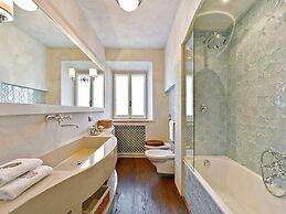 Belvilla by OYO Villa Aiola