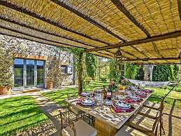 Belvilla by OYO Villa Aiola