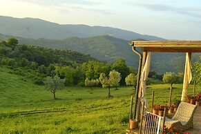 Apartment in the Village With air Conditioning