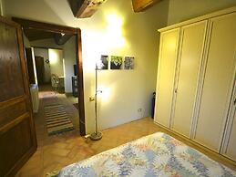 Apartment in the Village With air Conditioning