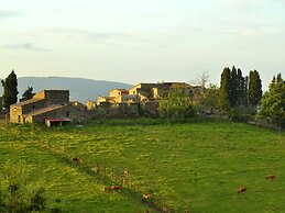 Apartment in the Village With air Conditioning