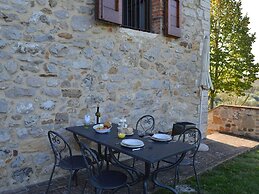 Apartment With Shared Rooftop Pool