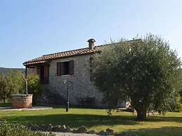 Apartment With Shared Rooftop Pool