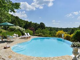 Belvilla by OYO Holiday Home With a Swimming Pool