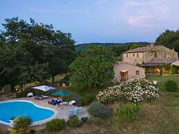 Belvilla by OYO Holiday Home With a Swimming Pool