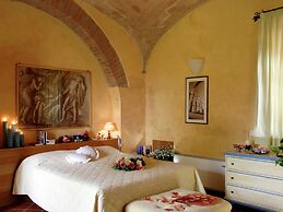 Belvilla by OYO Elegant Flat in Historic Villa