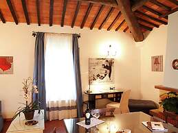 Belvilla by OYO Elegant Flat in Historic Villa