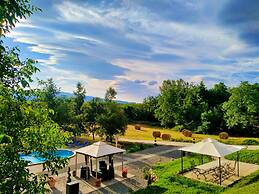 Holiday Home With Pool in Camporgiano