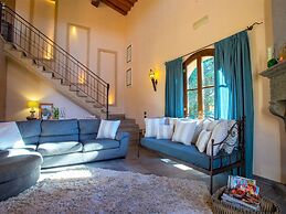 Villa in Peccioli With Private Pool