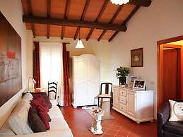 Mansion in Montepulciano With Pool