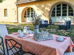 Belvilla by OYO Macetona - Forno