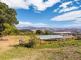 Belvilla by OYO Macetona - Forno