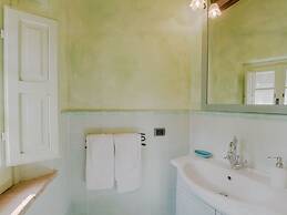 Belvilla by OYO Macetona - Forno