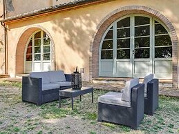 Belvilla by OYO Macetona - Forno