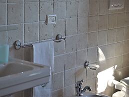 Belvilla by Oyo Appartamento Monaci