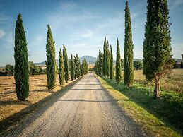 Belvilla by OYO Villa Dezi