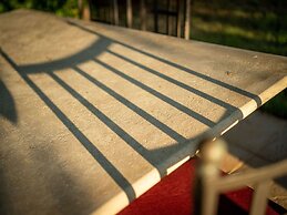 Belvilla by OYO Villa Dezi