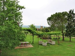 Belvilla by OYO Villa Dezi