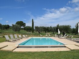 Belvilla by OYO Villa Le Buche