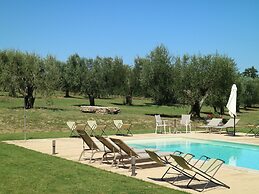 Belvilla by OYO Villa Le Buche